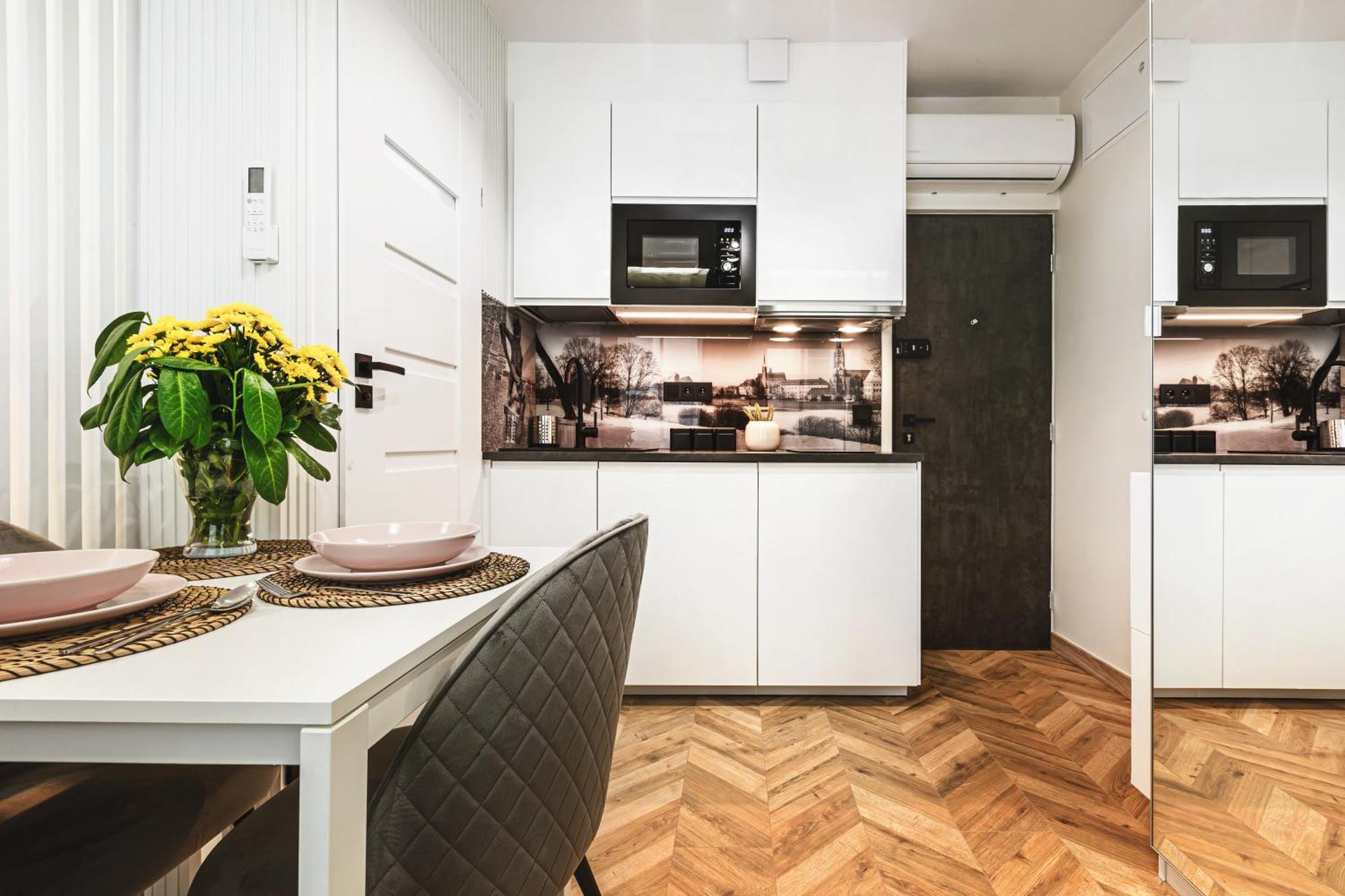 Luksusowe Apartamenty Przy Rynku Wroclaw Ngoại thất bức ảnh