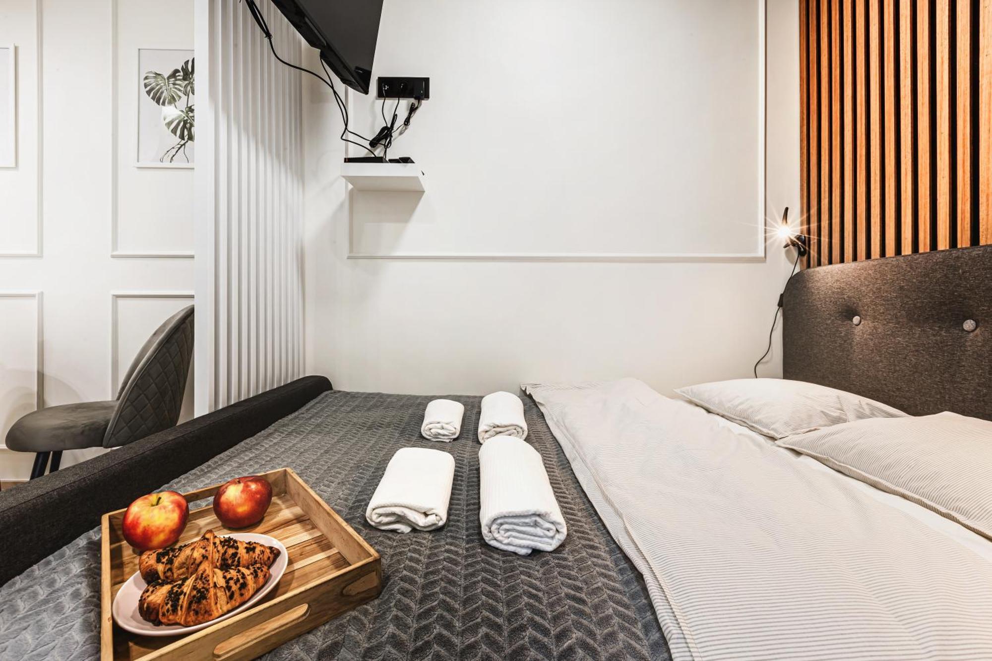 Luksusowe Apartamenty Przy Rynku Wroclaw Ngoại thất bức ảnh