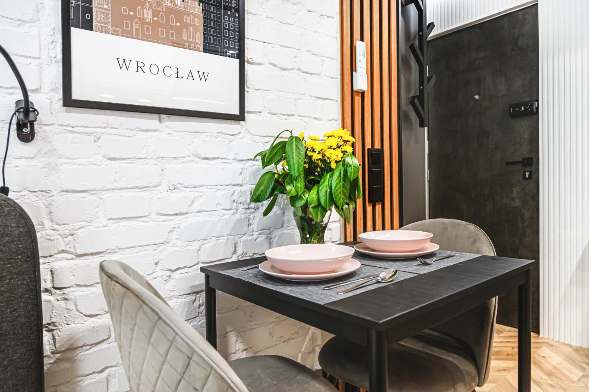 Luksusowe Apartamenty Przy Rynku Wroclaw Ngoại thất bức ảnh
